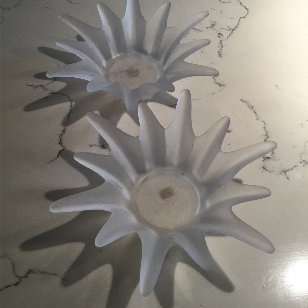 Partylite set of 2 snowball candle holders